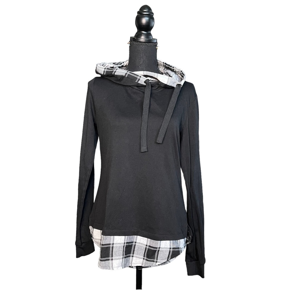 DJT Funnel Neck Black White Plaid Check Contrast Pullover Women's Hoodie